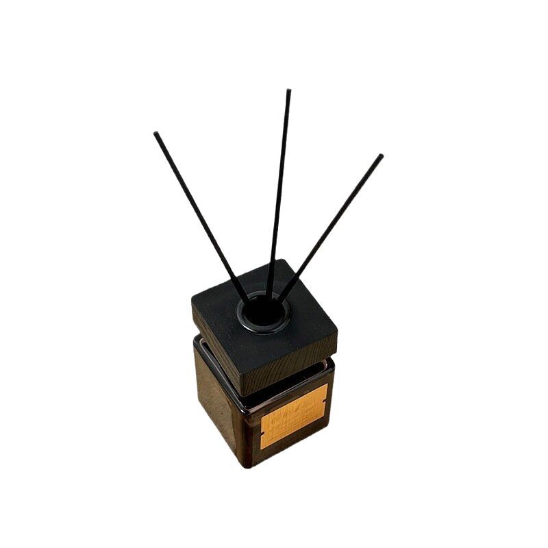 Flameless Diffuser | 200ml Gradient Design | Wooden Lid | Earthy Scent | Bathroom & Hotel